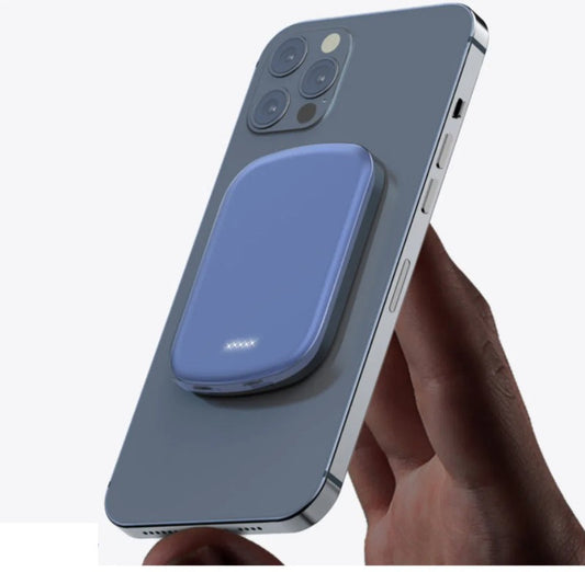 Magnetic Wireless Power Bank – Portable Charging for Travel & Everyday Carry