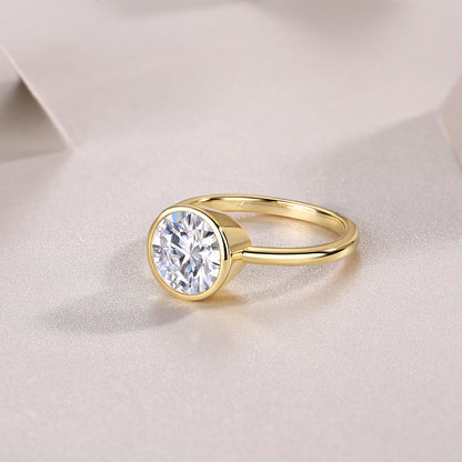 Luxury Moissanite Silver Ring – 925 Sterling, Gold-Plated Shine, Timeless Elegance