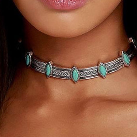 Boho Turquoise Choker Necklace – Vintage Retro Statement Jewelry for Women